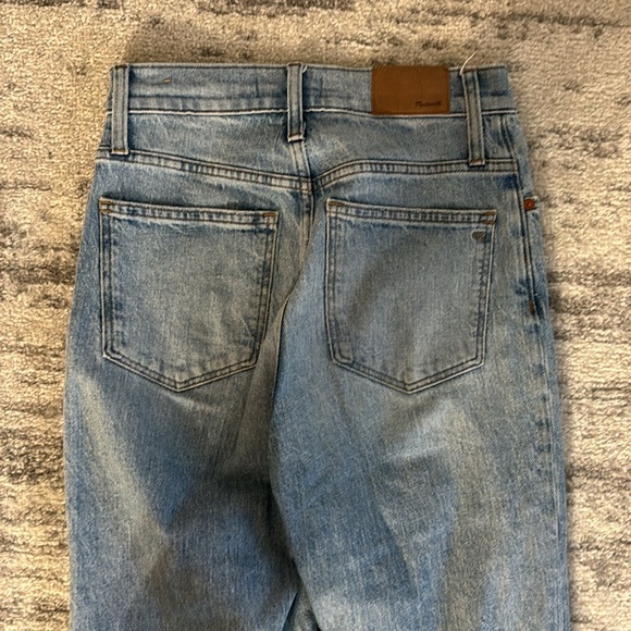 Madewell Perfect Vintage Straight Jean - Picture 4 of 6